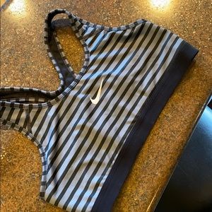 Nike striped racer back sports bra size L